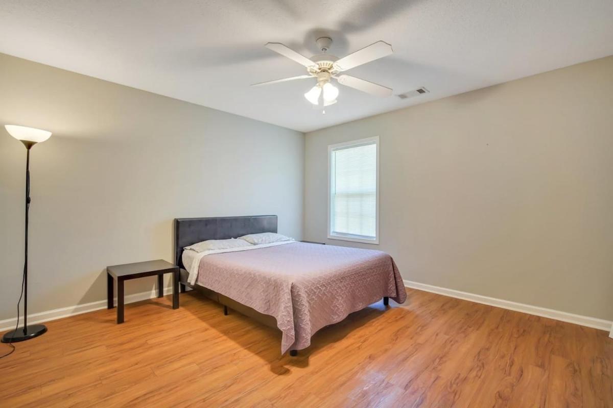 Charming Gray Home- 5 Mins From Gsu! Statesboro Ngoại thất bức ảnh