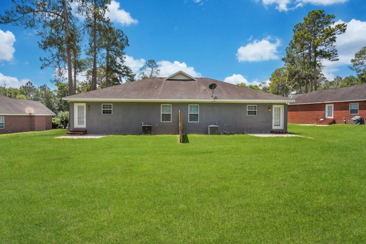 Charming Gray Home- 5 Mins From Gsu! Statesboro Ngoại thất bức ảnh